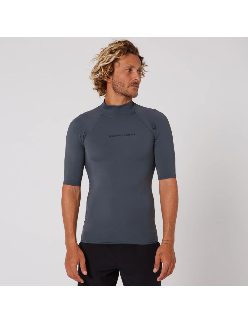 O&E Script Rash SS Charcoal XXXL
