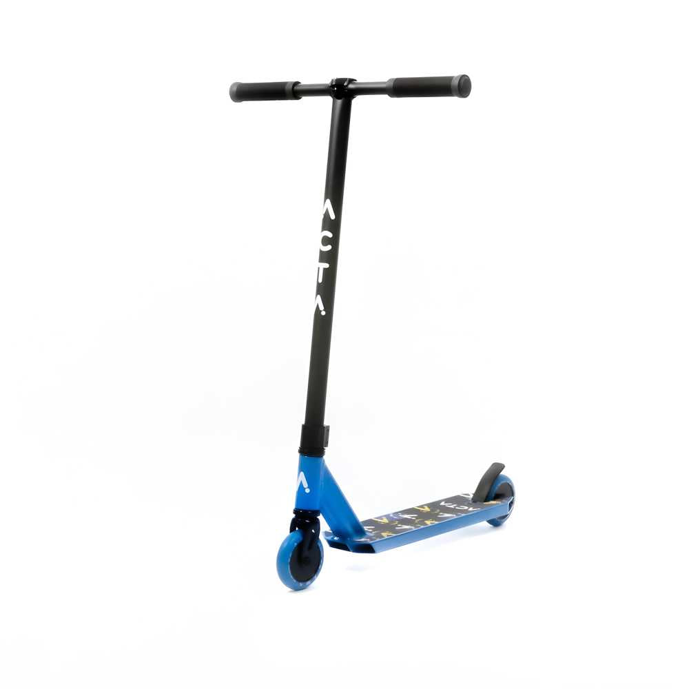 ACTA F2 Blue – trottinette freestyle complète bleue sur fond blanc