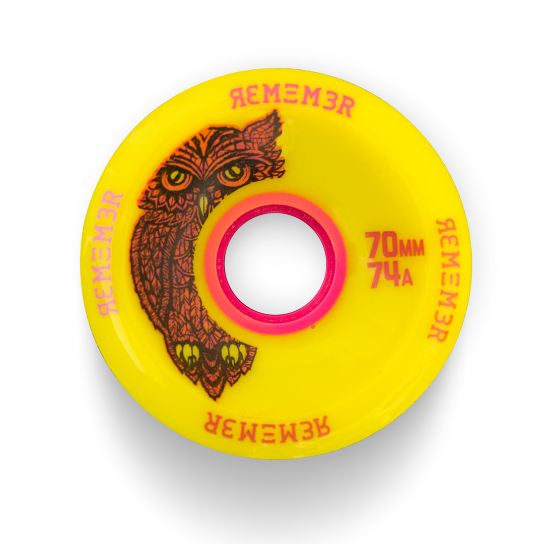 Remember Collective Hoot Wheels, 70mm 74a - Yellow